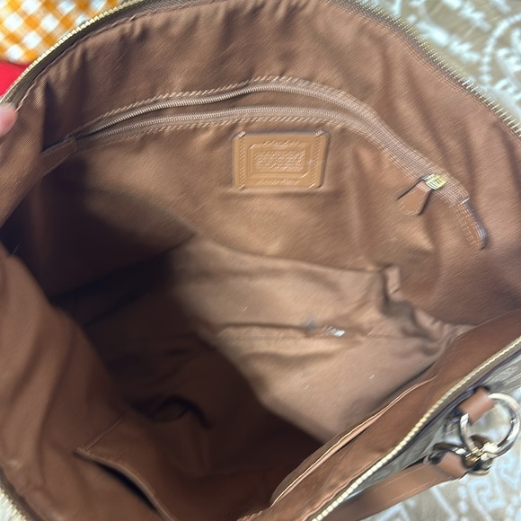 - Coach Brown Signature Tote - Picture 11 of 16
